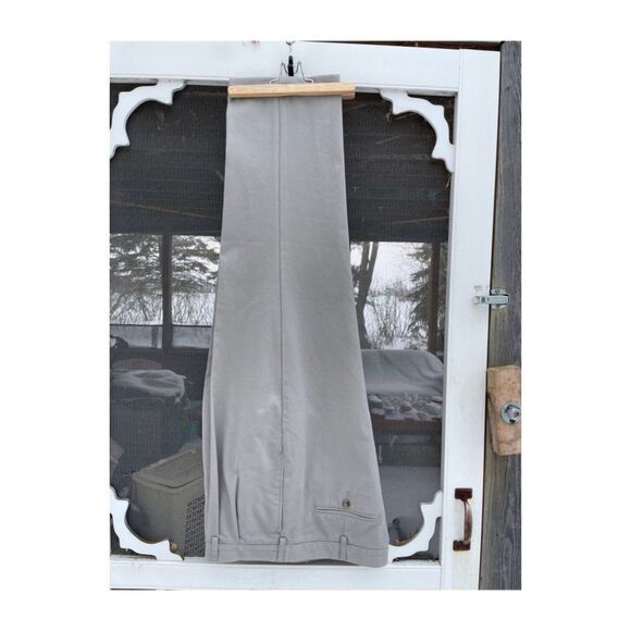 Lands' End Tailored Fit Trousers Pleat Front Cuffed Tan Sz 37 - Picture 2 of 6